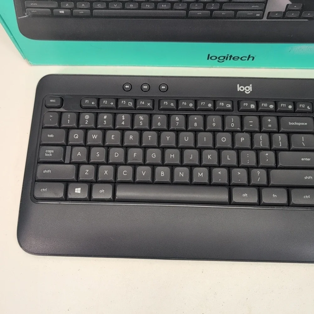 Logitech MK540 Advanced Keyboard Mouse Combo Wireless USB Receiver Tested